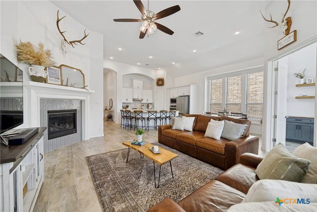 183 Cimarron Creek, Boerne, TX 78006