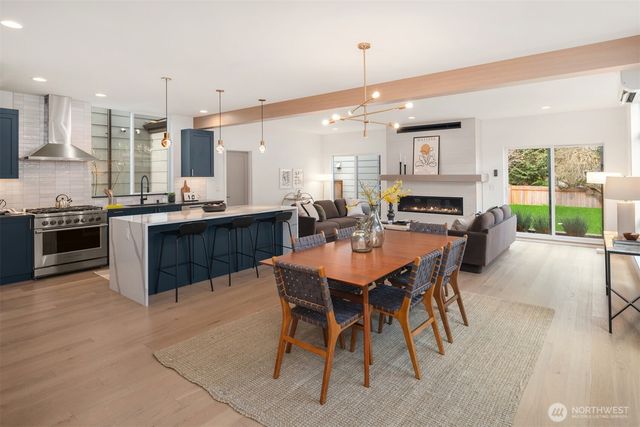 328 NE 91st Street, Seattle, WA 98115