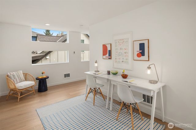 328 NE 91st Street, Seattle, WA 98115