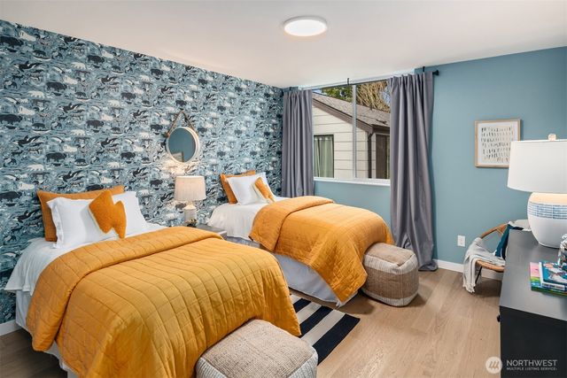 328 NE 91st Street, Seattle, WA 98115