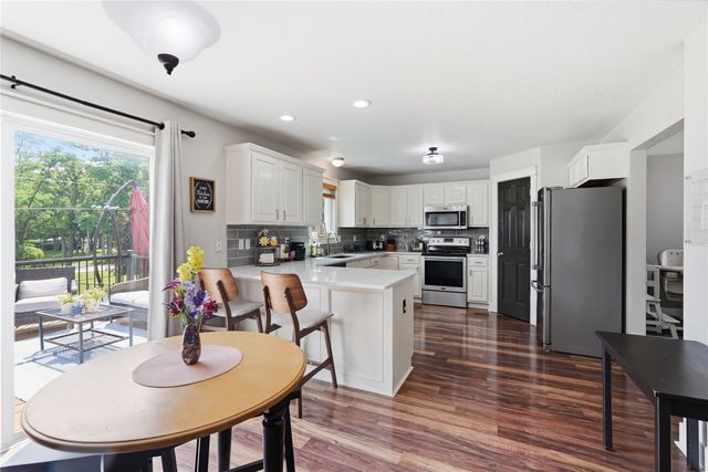 4101 SW Bluegrass Drive, Ankeny, IA 50023
