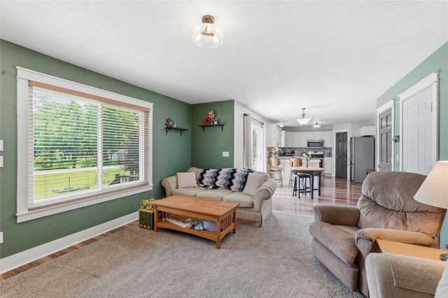4101 SW Bluegrass Drive, Ankeny, IA 50023