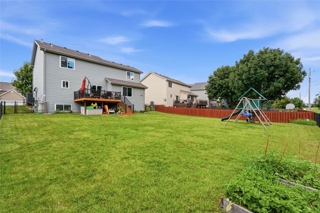 4101 SW Bluegrass Drive, Ankeny, IA 50023