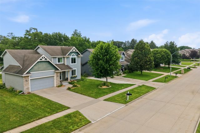 4101 SW Bluegrass Drive, Ankeny, IA 50023