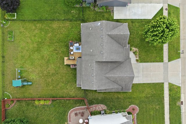 4101 SW Bluegrass Drive, Ankeny, IA 50023