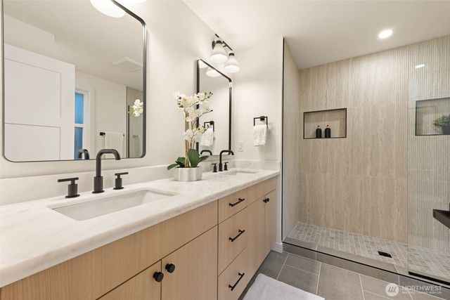 3207 176th Court NE, Redmond, WA 98052