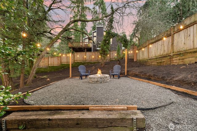 3207 176th Court NE, Redmond, WA 98052