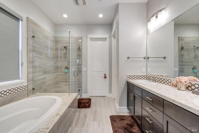 1155 La Pintura Ln, Napa, CA 94558