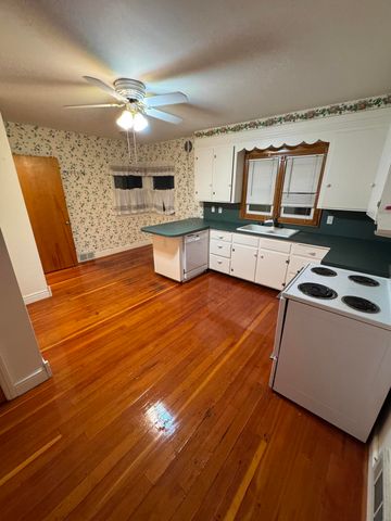 620 W Huron Avenue, Vassar, MI 48768