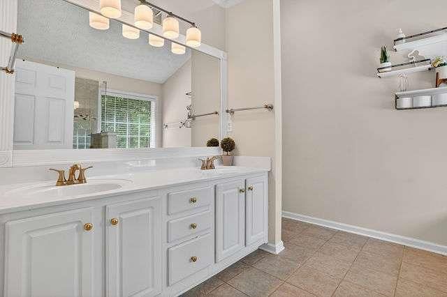 2270 Taylor Pointe Way, Dacula, GA 30019