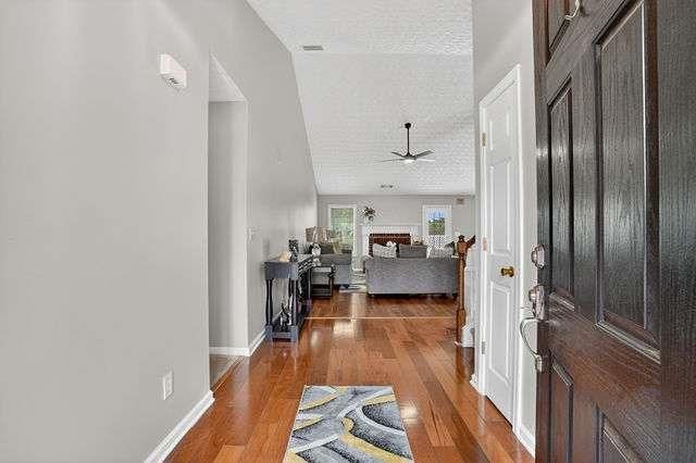 2270 Taylor Pointe Way, Dacula, GA 30019
