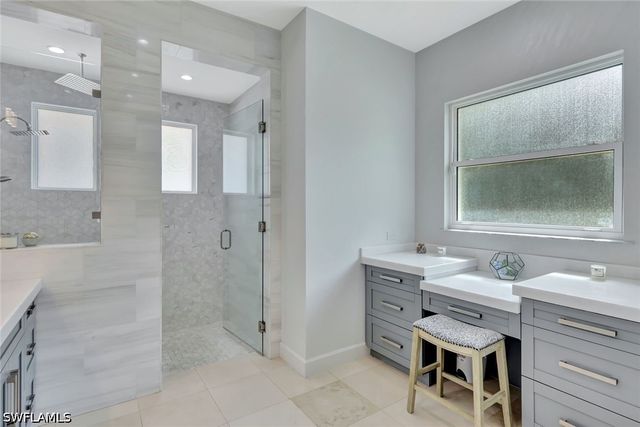 140 37th AVE NW, Naples, FL 34120