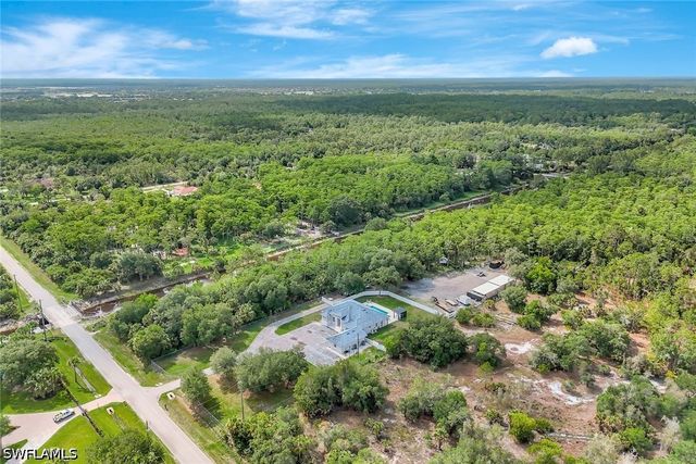 140 37th AVE NW, Naples, FL 34120