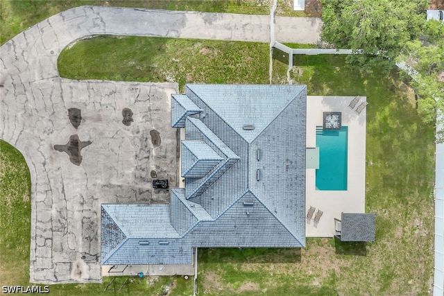 140 37th AVE NW, Naples, FL 34120