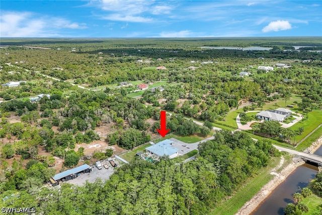 140 37th AVE NW, Naples, FL 34120