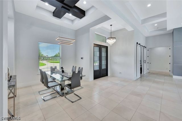 140 37th AVE NW, Naples, FL 34120