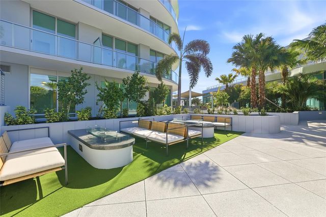 400 CENTRAL AVENUE 2008, St Petersburg, FL 33701