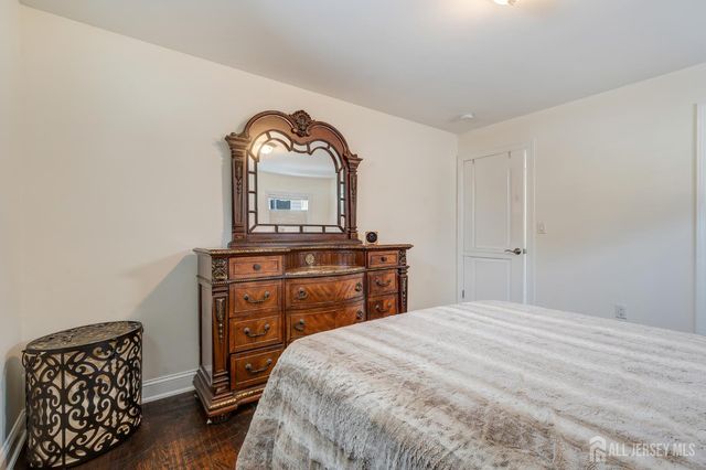 237 Carolyn Avenue, Colonia, NJ 07067