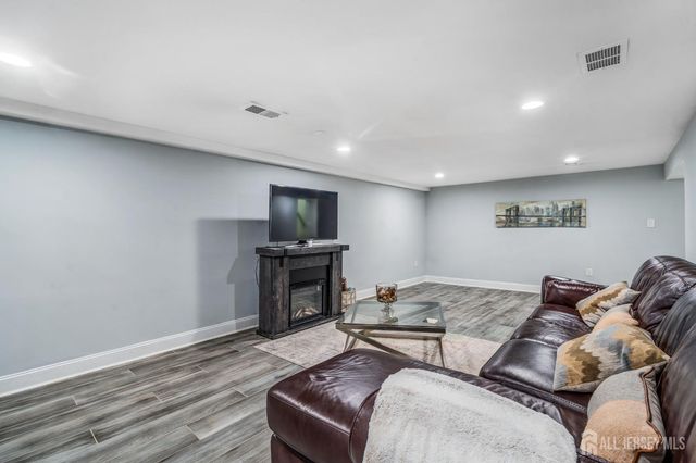 237 Carolyn Avenue, Colonia, NJ 07067