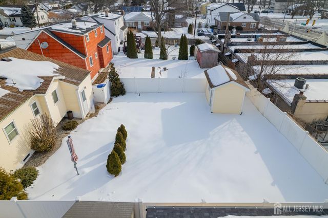 237 Carolyn Avenue, Colonia, NJ 07067