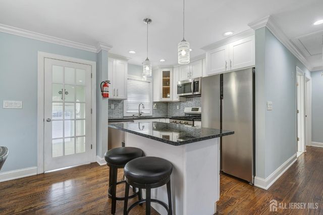 237 Carolyn Avenue, Colonia, NJ 07067