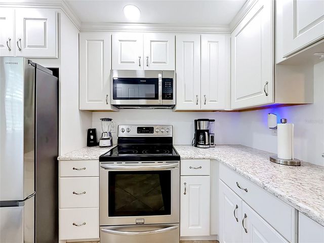 2650 COUNTRYSIDE BOULEVARD E103, Clearwater, FL 33761