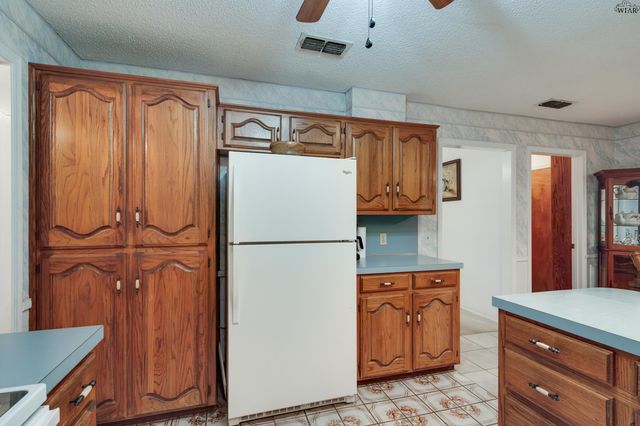 2908 CROMWELL AVENUE, Wichita Falls, TX 76309