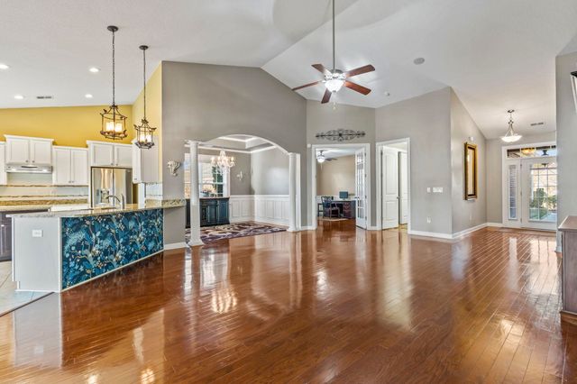 1035 Muscovy Pl., Conway, SC 29526