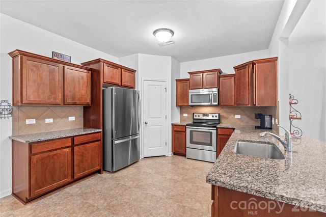 128 Water Ski Drive, Statesville, NC 28677