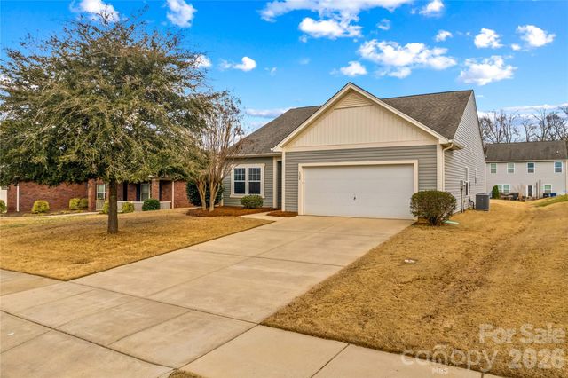 128 Water Ski Drive, Statesville, NC 28677