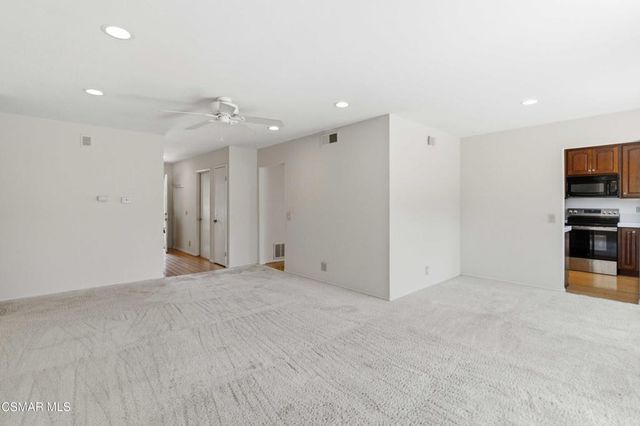 2202 Park Place, Thousand Oaks, CA 91362