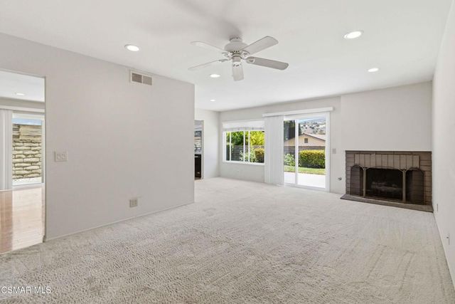 2202 Park Place, Thousand Oaks, CA 91362