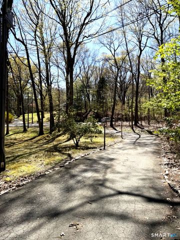345 Rimmon Road, Woodbridge, CT 06525