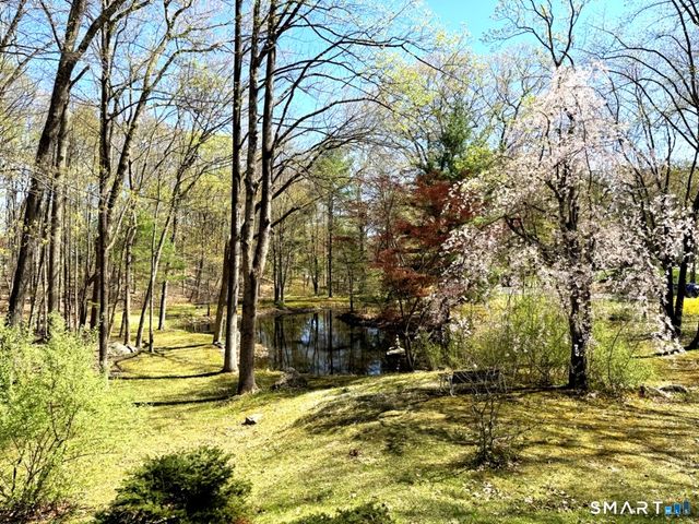 345 Rimmon Road, Woodbridge, CT 06525