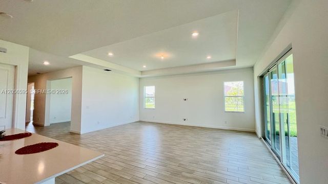 1097 Haywagon Trail 1097, Loxahatchee, FL 33470