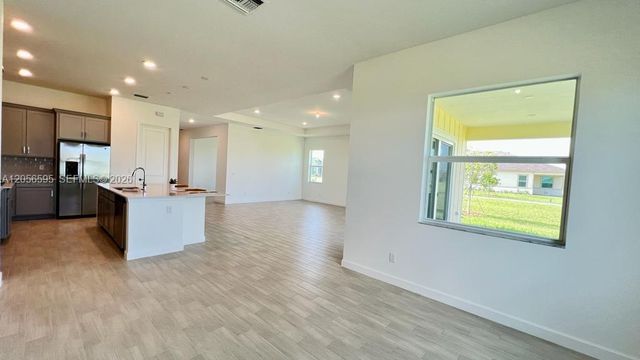 1097 Haywagon Trail 1097, Loxahatchee, FL 33470