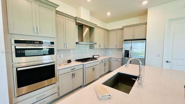 1097 Haywagon Trail 1097, Loxahatchee, FL 33470