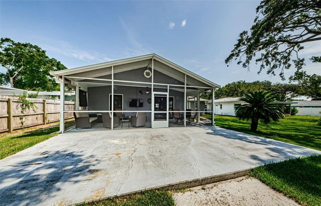 2263 CURTIS DRIVE N, Clearwater, FL 33764