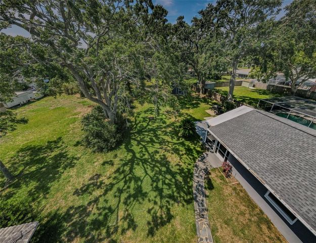 2263 CURTIS DRIVE N, Clearwater, FL 33764