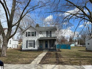 320 N Elm, Ithaca, MI 48847