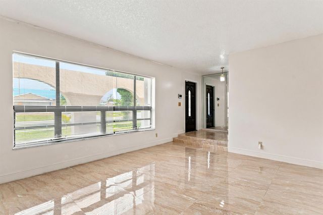 4851 NW 17th Street, Lauderhill, FL 33313