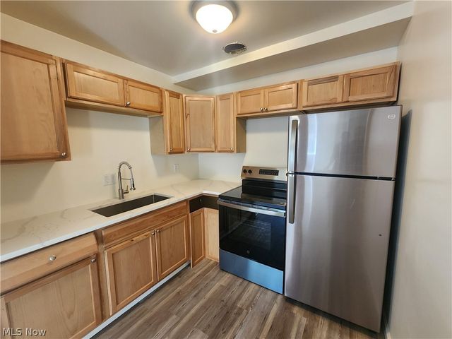 26680 Tungsten Road 102, Euclid, OH 44132