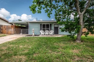 950 Susan Dr, Corpus Christi, TX 78412