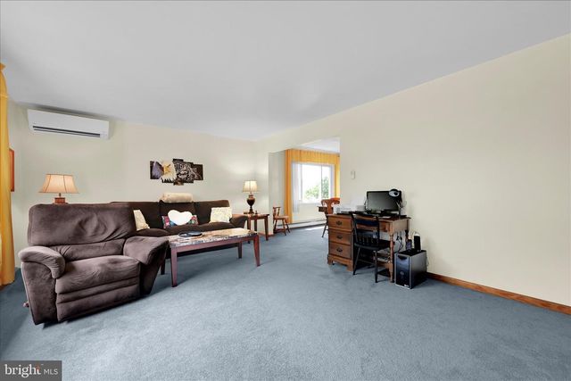 297 TIELMAN RD, Ashland, PA 17921