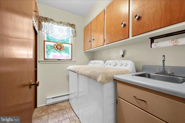 297 TIELMAN RD, Ashland, PA 17921