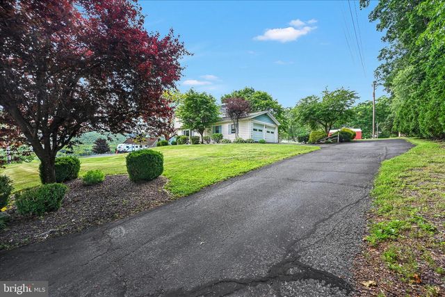 297 TIELMAN RD, Ashland, PA 17921