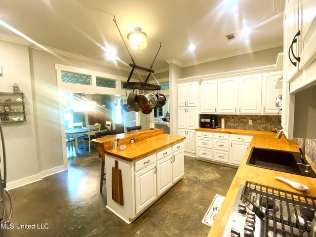 115 Pinedale Road, Terry, MS 39170
