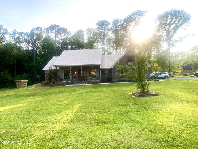 115 Pinedale Road, Terry, MS 39170