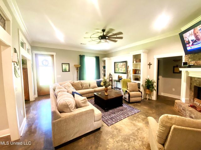 115 Pinedale Road, Terry, MS 39170