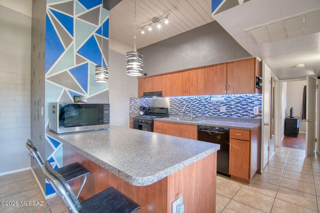 2525 N Alvernon Way Unit A7, Tucson, AZ 85712